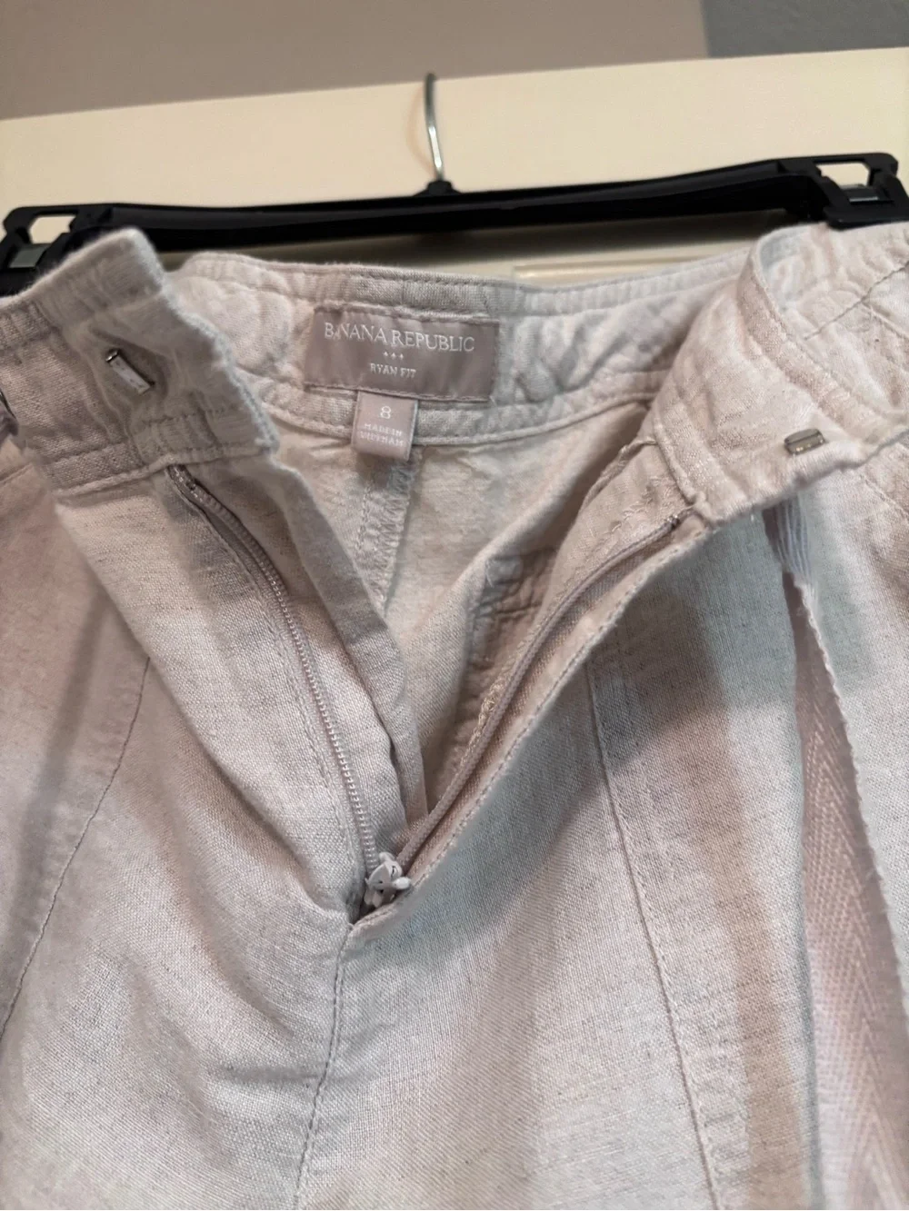 Banana Republic Women's Light Beige Wide-Leg Linen Pants